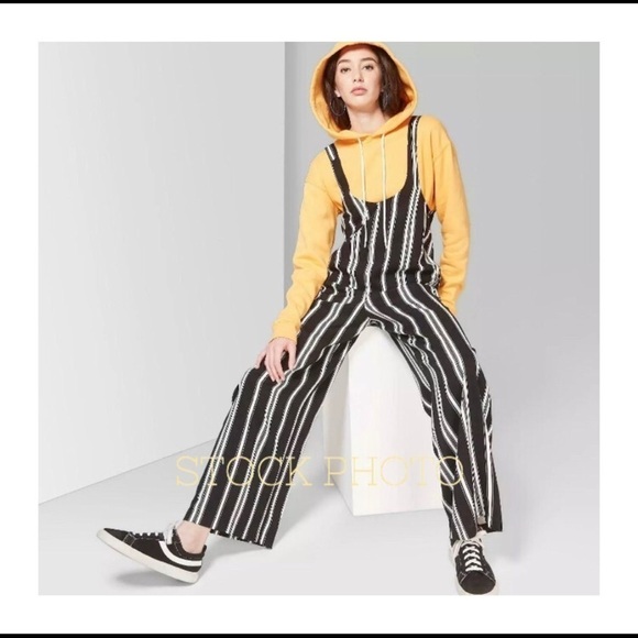 WILD FABLE Black & White Striped Jumpsuit - Picture 2 of 7
